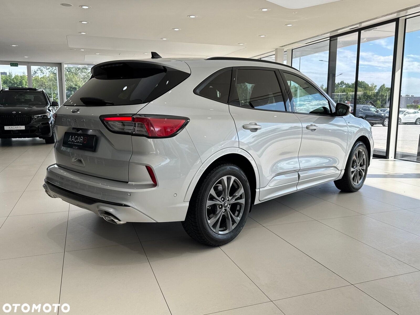 Ford Kuga 1.5 EcoBoost FWD ST-Line X - 5