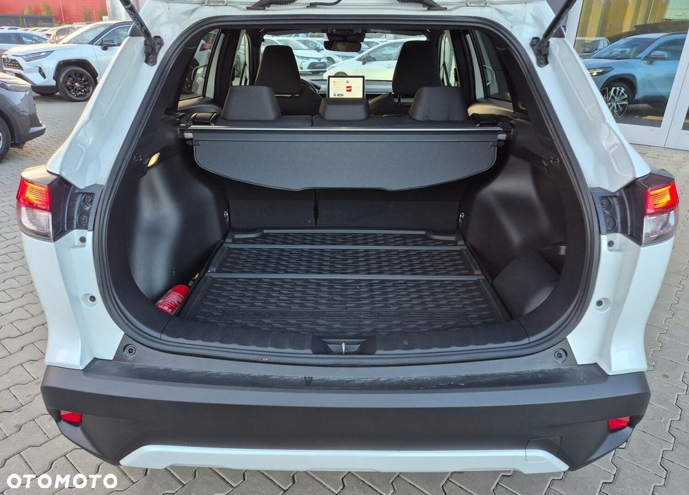 Toyota Corolla Cross 2.0 Hybrid Style AWD - 21