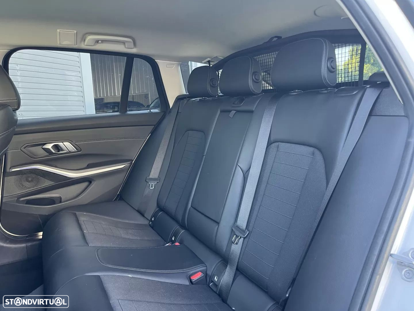 BMW 320 d Touring Line Sport Auto - 33