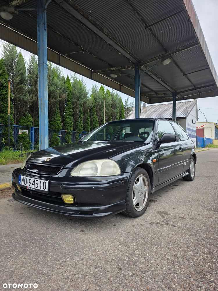 Honda Civic 1.8i VTI - 11