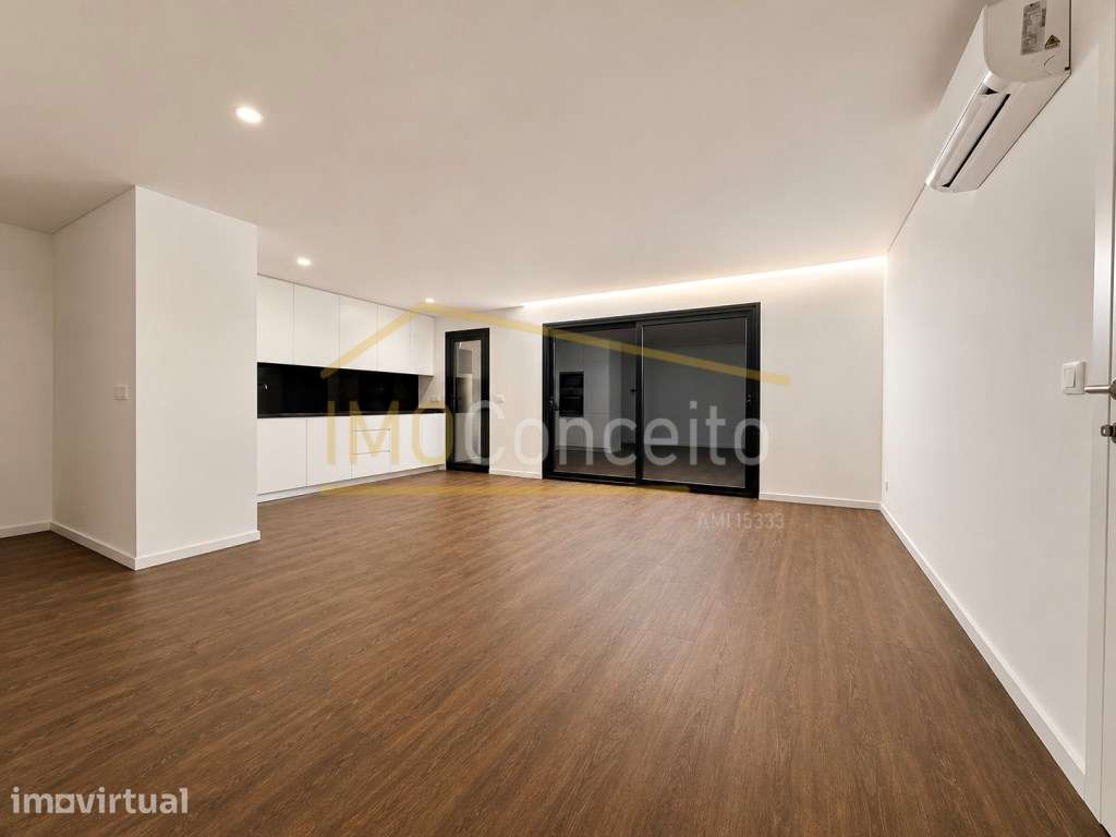 Apartamento T3 | Espaço Exterior | Alto Padrão Acabamentos - TORRES... - Grande imagem: 4/22