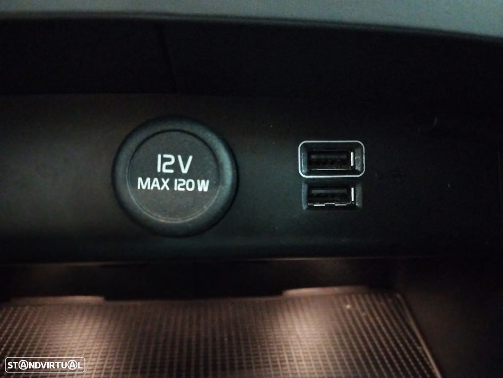 Volvo XC 40 T5 Recharge DKG RDesign - 35