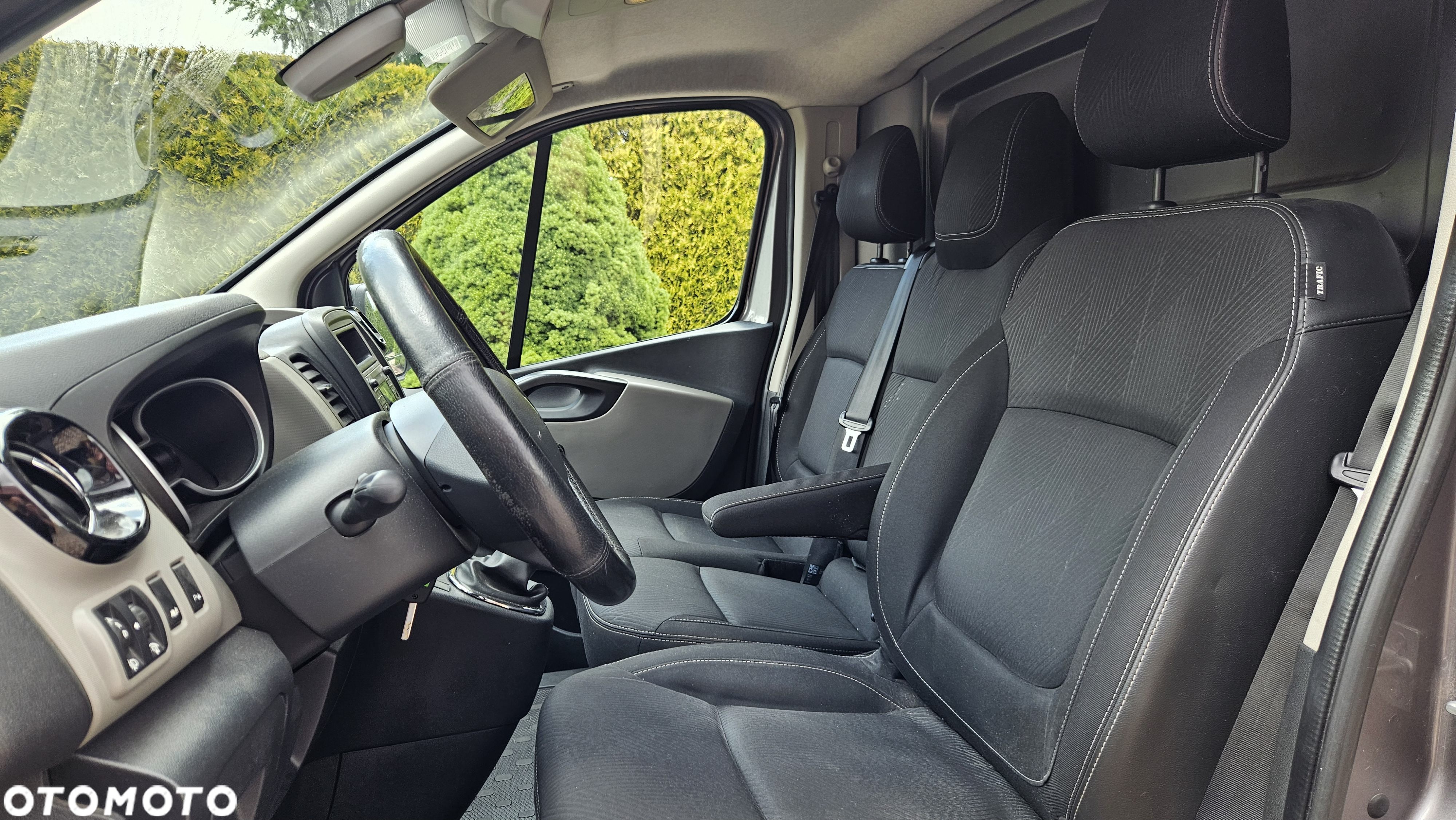 Renault Trafic - 18
