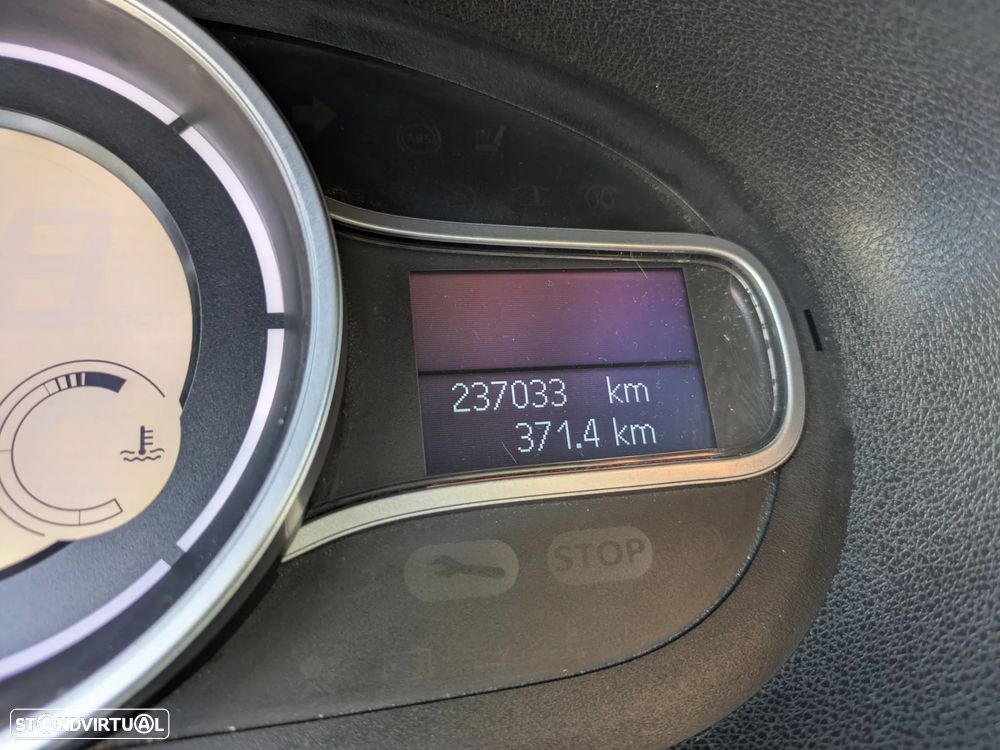 Renault Mégane Sport Tourer - 10