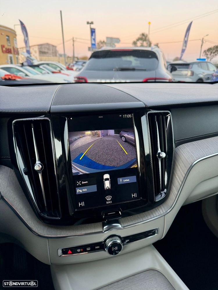 Volvo XC 60 2.0 D3 Momentum Plus - 12