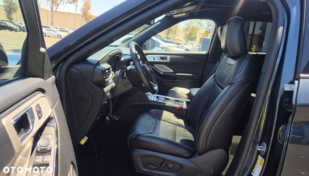 Ford Explorer - 7