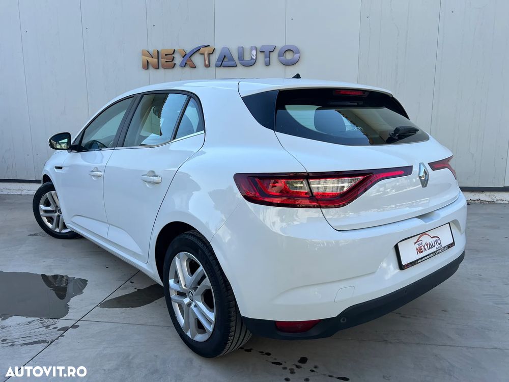 Renault Megane Estate 1.5 dCI EDC Intens - 4