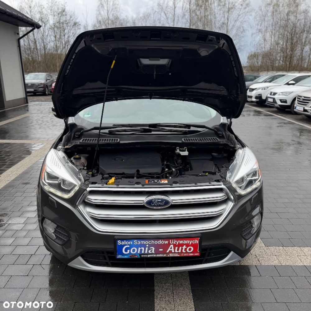 Ford Kuga - 3