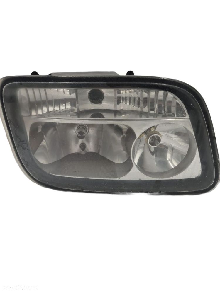 LAMPA REFLEKTOR PRAWY ACTROS MP2 - 1