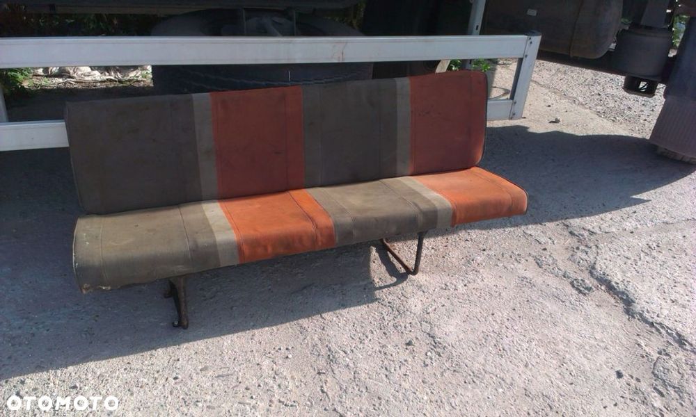 KANAPA  4-osobowa  DubelKabina  II Rzędu tylna  MAN Mercedes Scania Volvo DAF IVECO Volkswagen VW - 4