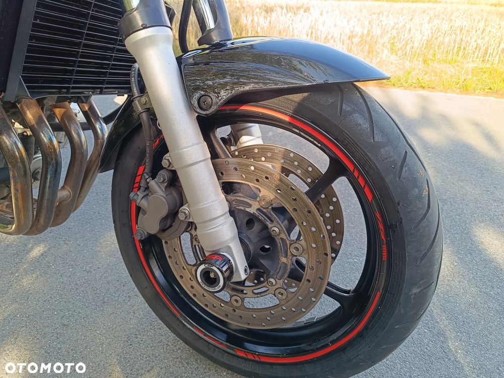 Yamaha FZ6 - 9