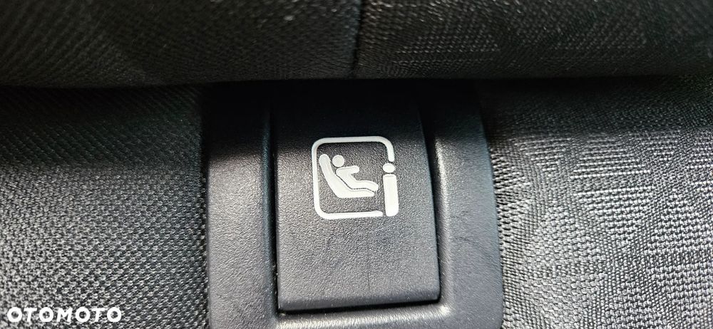 Kia Ceed - 34