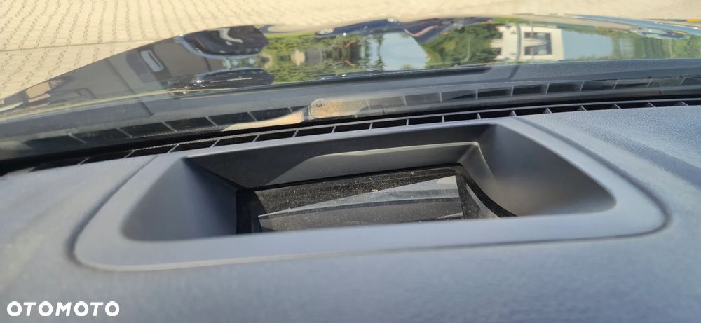 BMW Seria 5 520d - 31