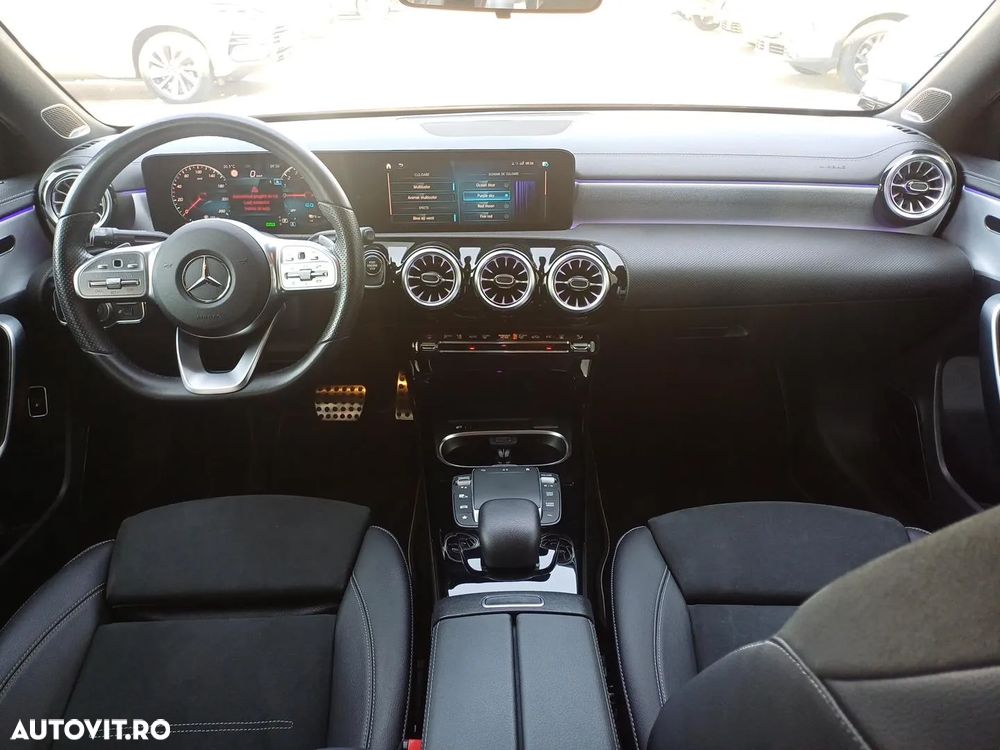 Mercedes-Benz A - 21