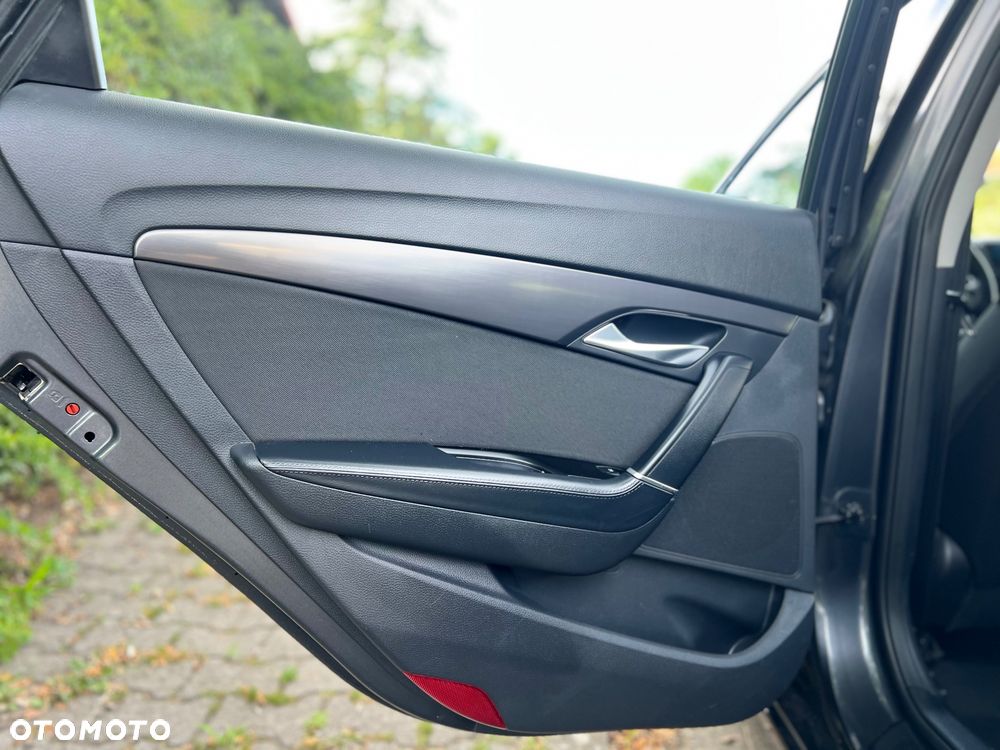 Hyundai i40 1.7 CRDi Automatik Premium - 25