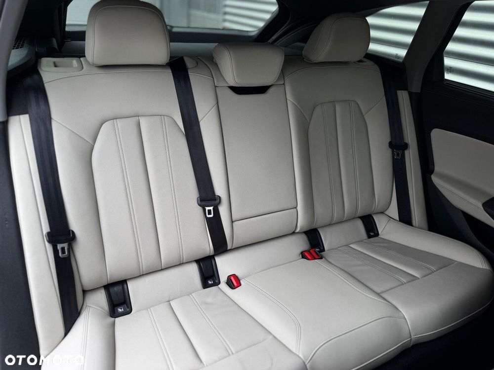 Audi A5 Avant TFSI S tronic - 35