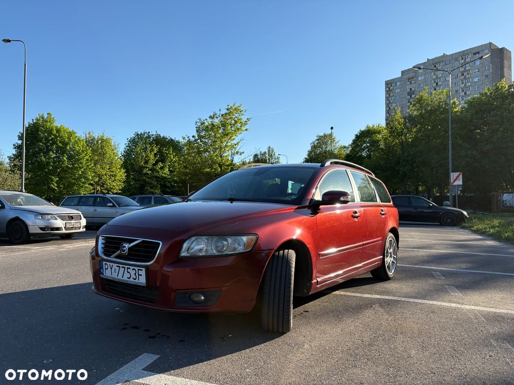 Volvo V50 2.0D Momentum - 1