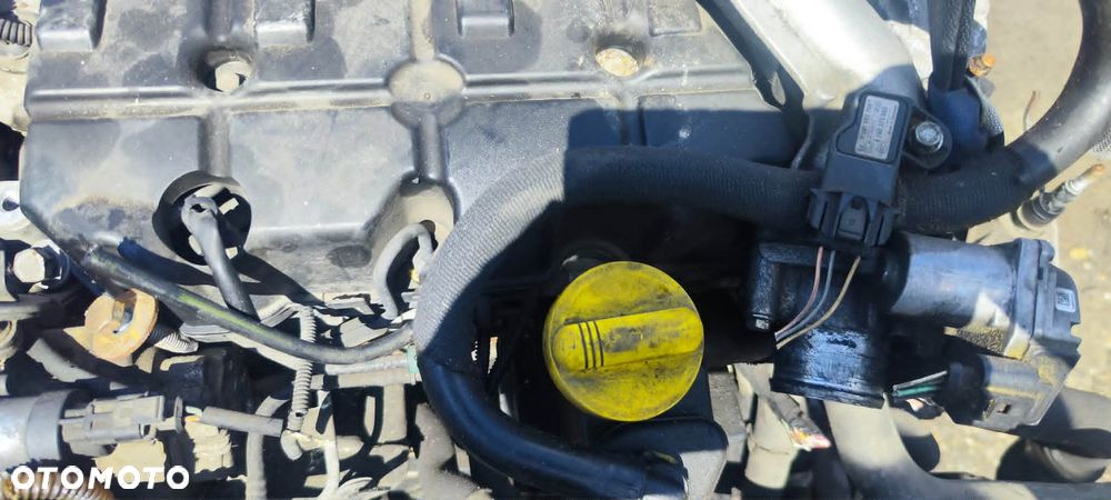 Silnik Renault Grand Scenic Trafic Vivaro Suzuki Vitara 1.9 dci F9Q 804 130KM - 1