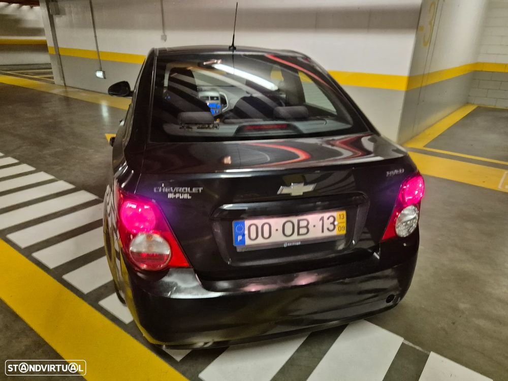 Chevrolet Aveo 1.2 LT Bi-Fuel - 17
