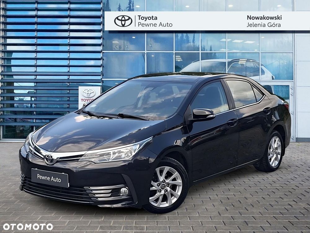 Toyota Corolla - 1