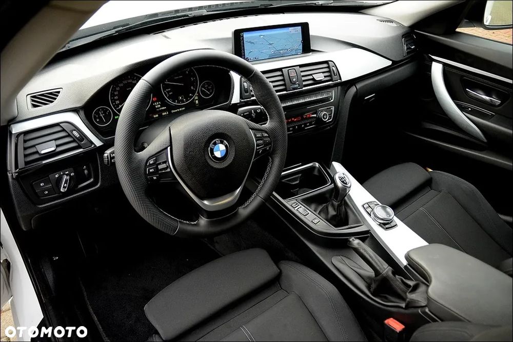 BMW 3GT 318d Luxury Line - 21