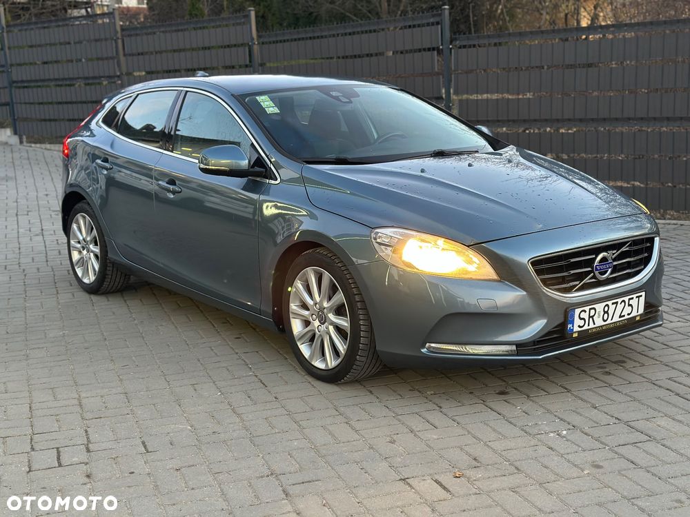 Volvo V40 D2 Momentum - 7