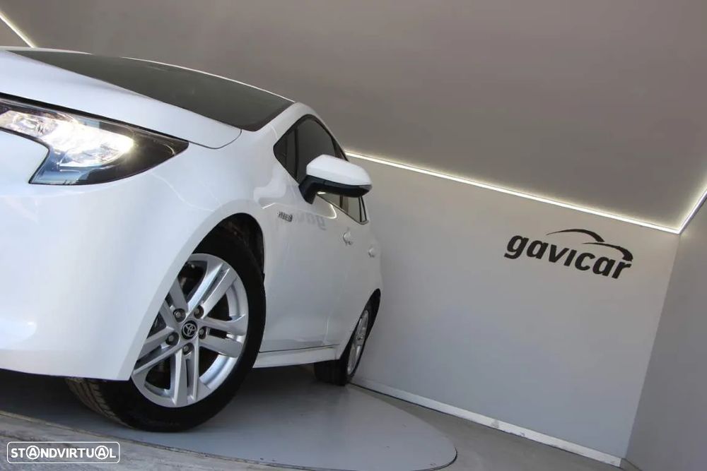 Toyota Corolla 1.8 Hybrid Comfort - 18
