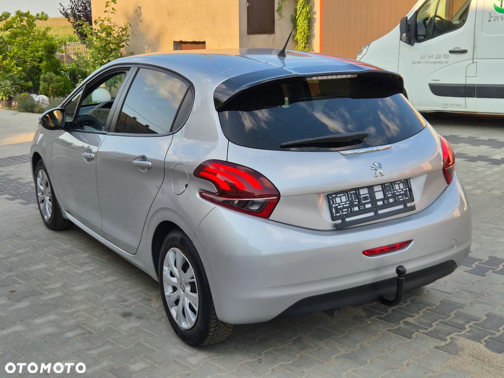 Peugeot 208 1.6 BlueHDi Active S&S - 16