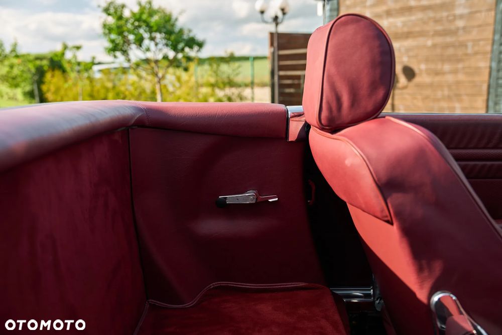 Mercedes-Benz SL - 21
