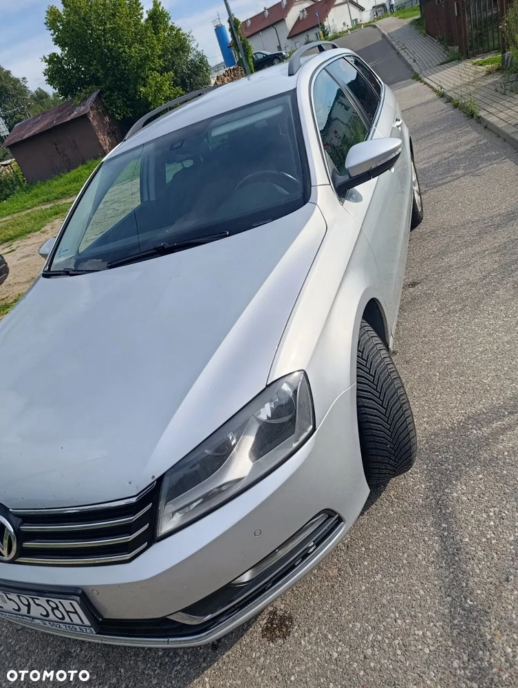 Volkswagen Passat - 2