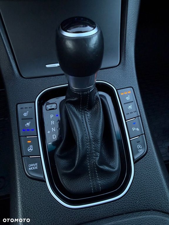 Hyundai i30 1.4 T-GDI DCT Premium - 27