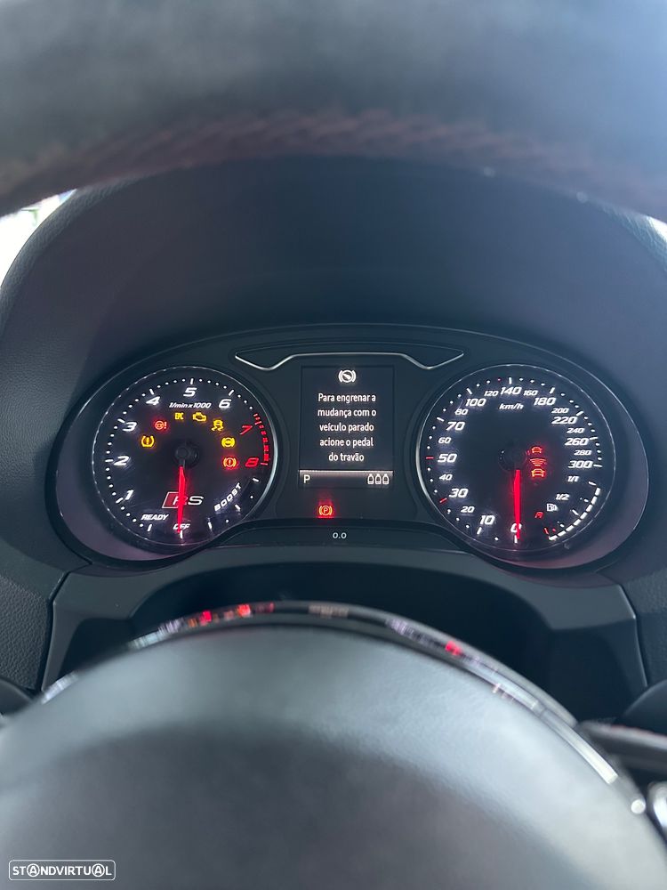 Audi RS3 Sportback S tronic - 34