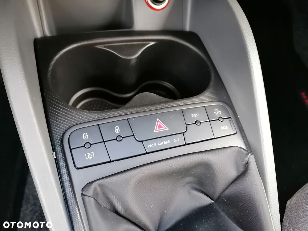 Seat Ibiza 1.4 16V Comfort Edition - 19