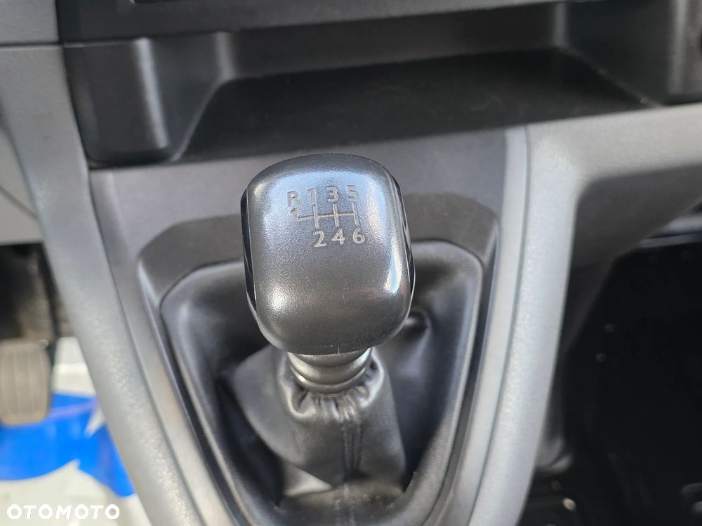 Toyota ProAce - 12