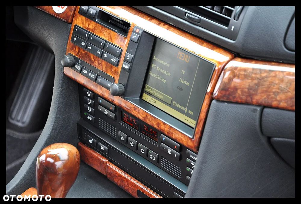 BMW Seria 7 728i L - 33
