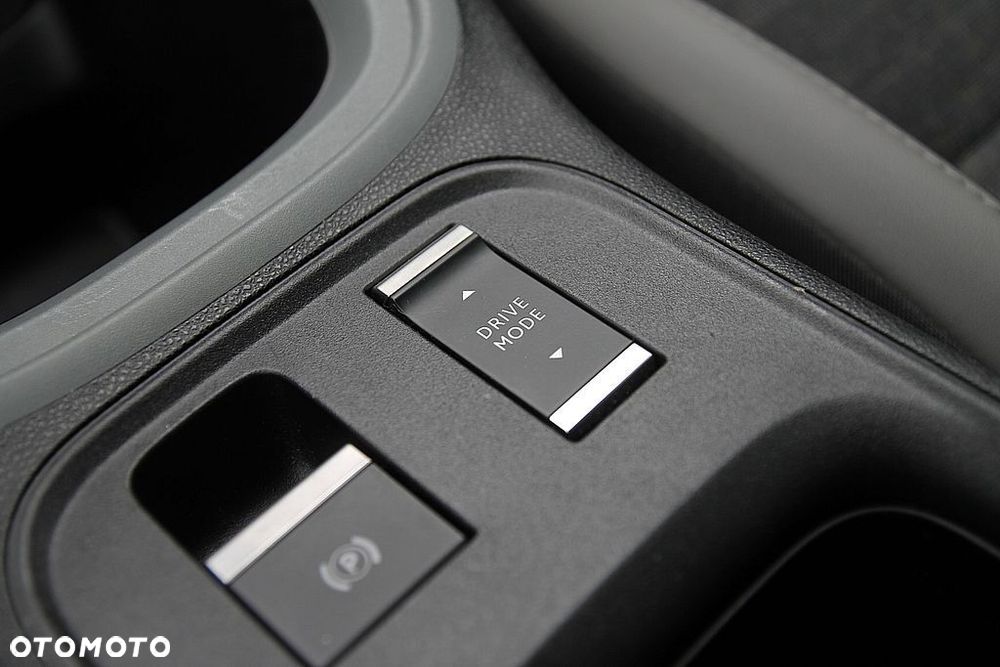 Jeep Avenger 54kWh Longitude - 30