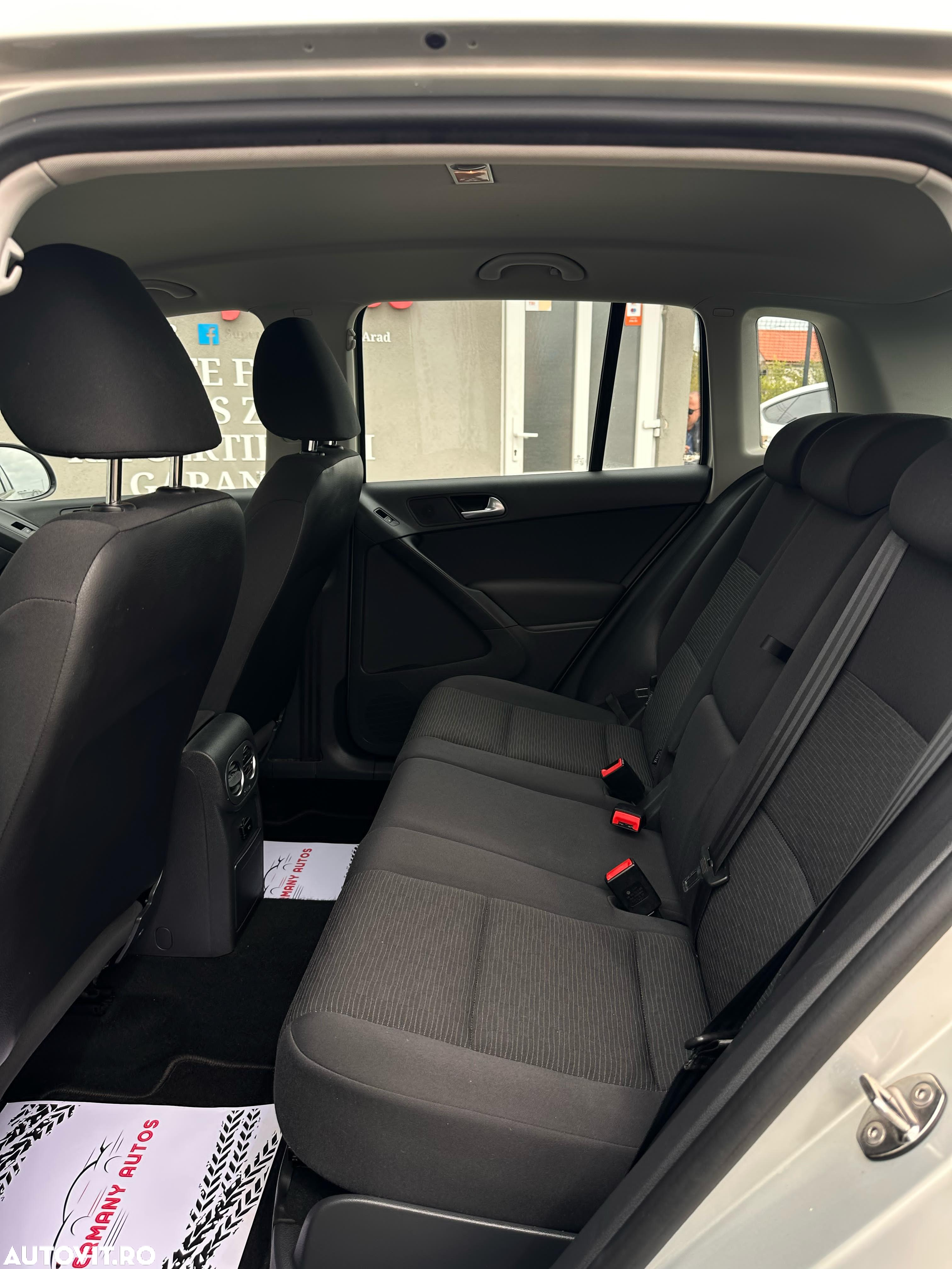 Volkswagen Tiguan - 18