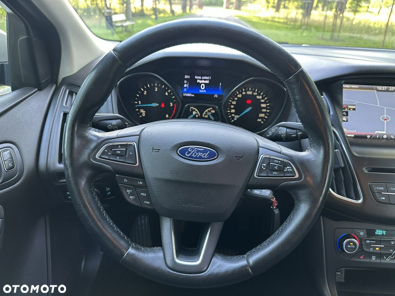Ford Focus - 38