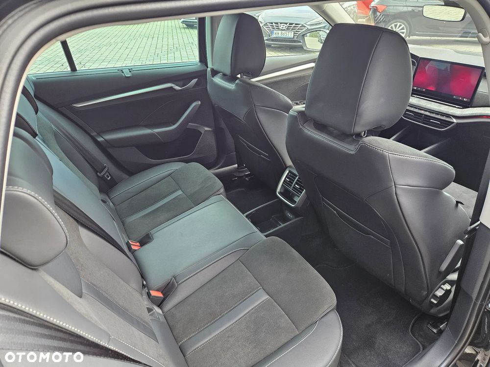 Skoda Octavia 2.0 TDI Selection DSG - 12