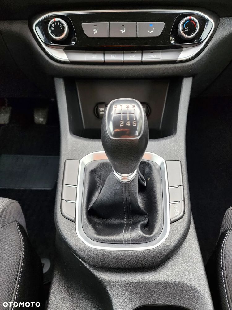 Hyundai i30 1.4 Trend - 28