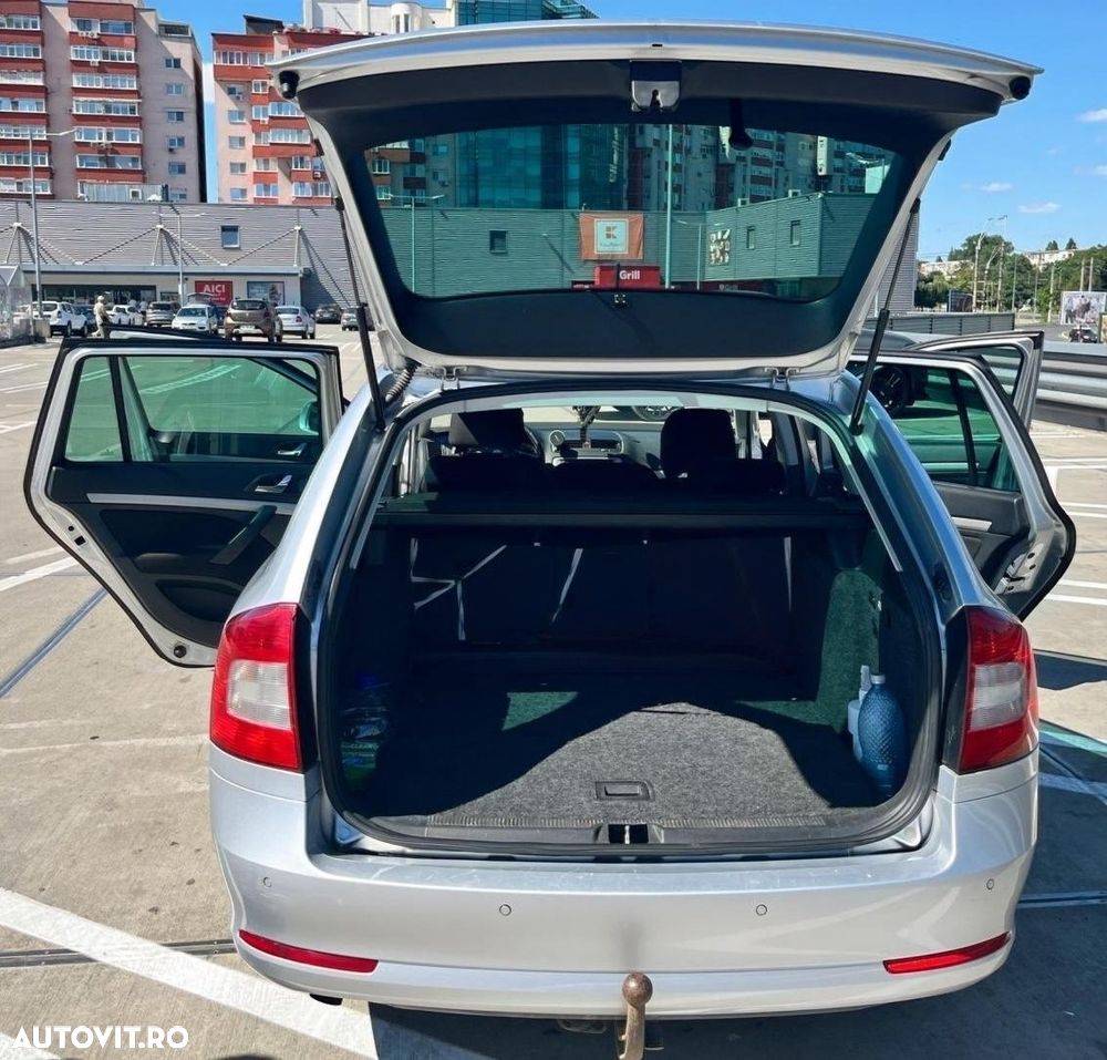 Skoda Octavia 1.6 TDI Ambiente - 7