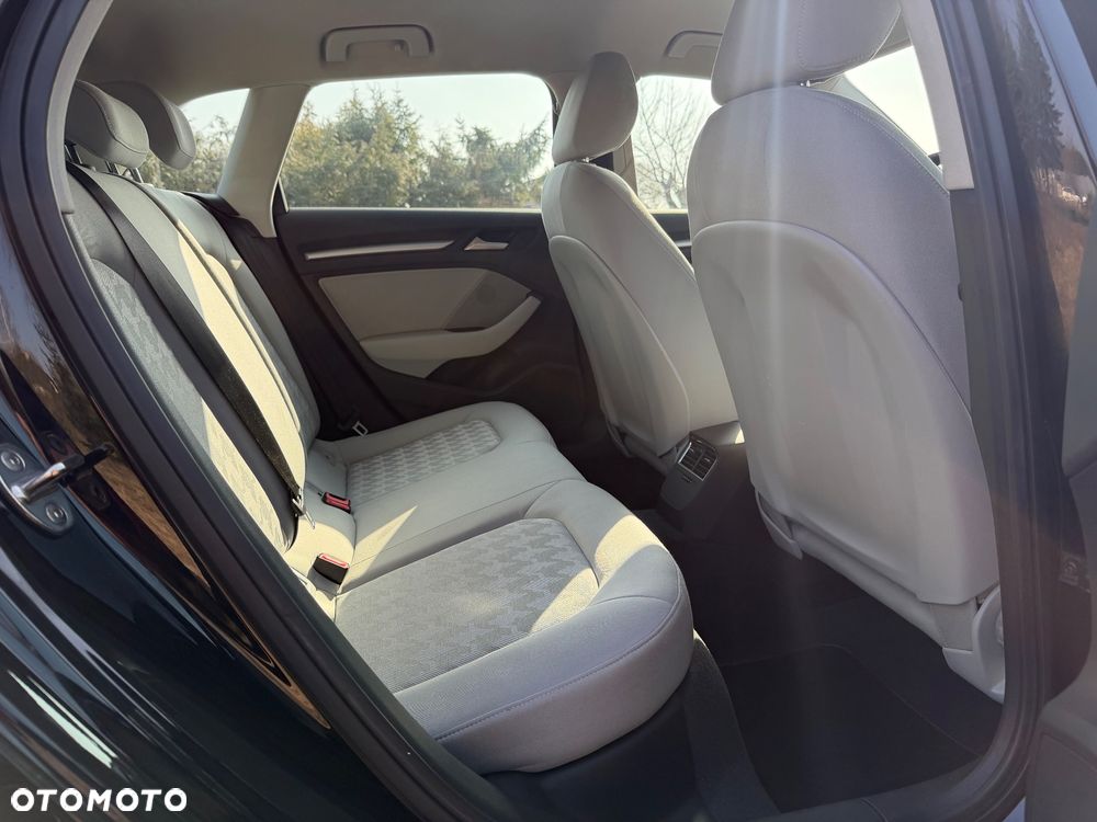 Audi A3 Sportback 1.4 TFSI Ambition - 8