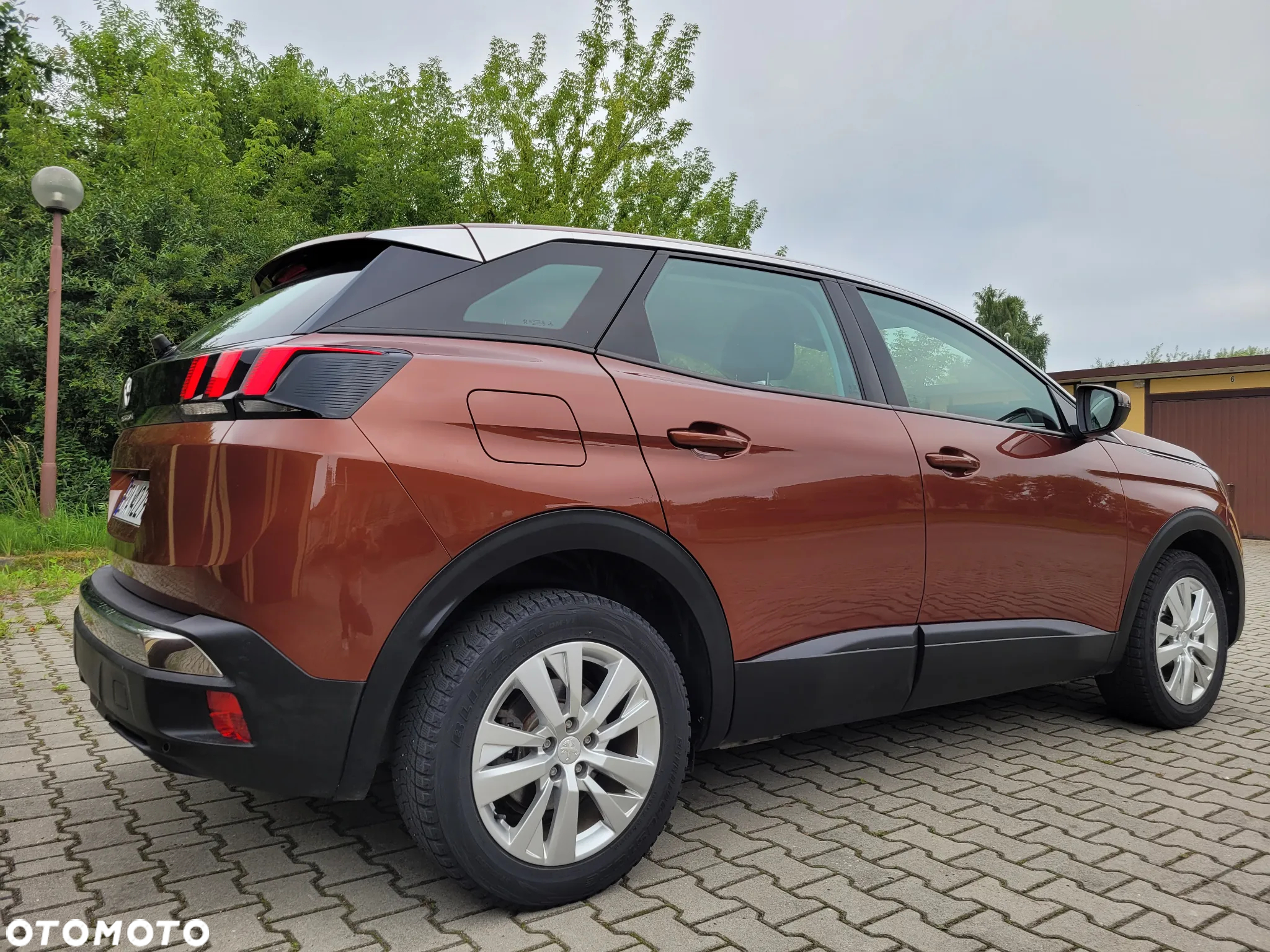 Peugeot 3008 1.5 BlueHDi Allure S&S EAT8 - 8