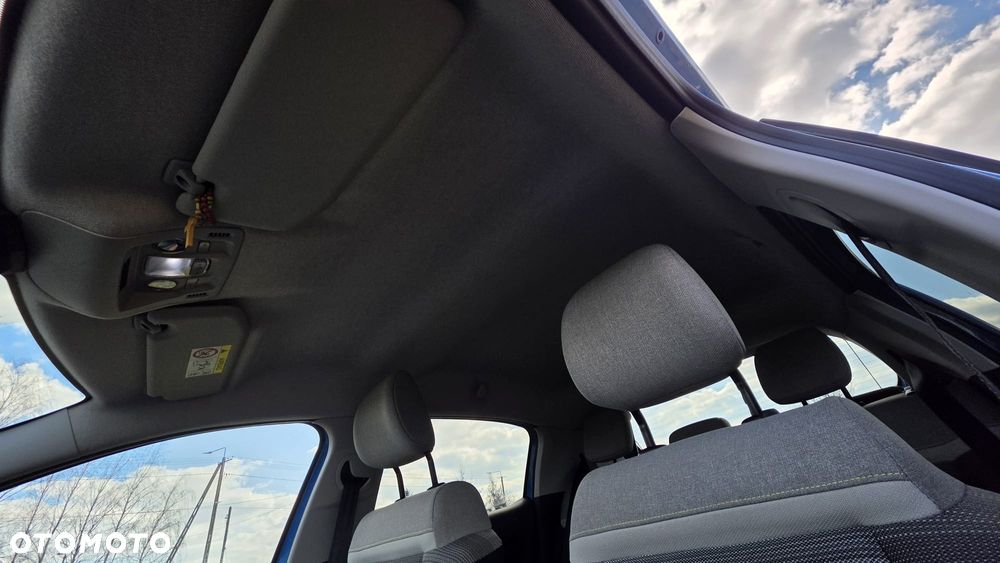 Citroën C3 Pure Tech 82 SHINE - 10