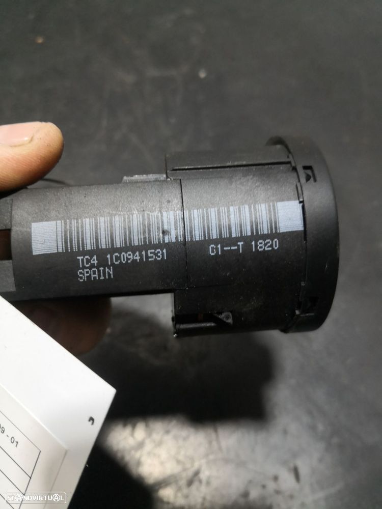 Botão De Luzes Volkswagen Polo (6N2) - 1