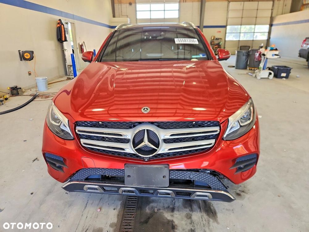 Mercedes-Benz GLC - 6