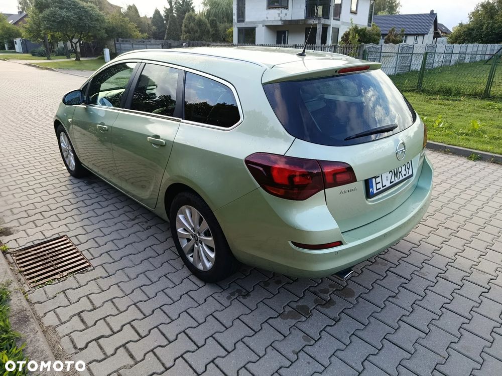 Opel Astra 1.4 T Cosmo - 5