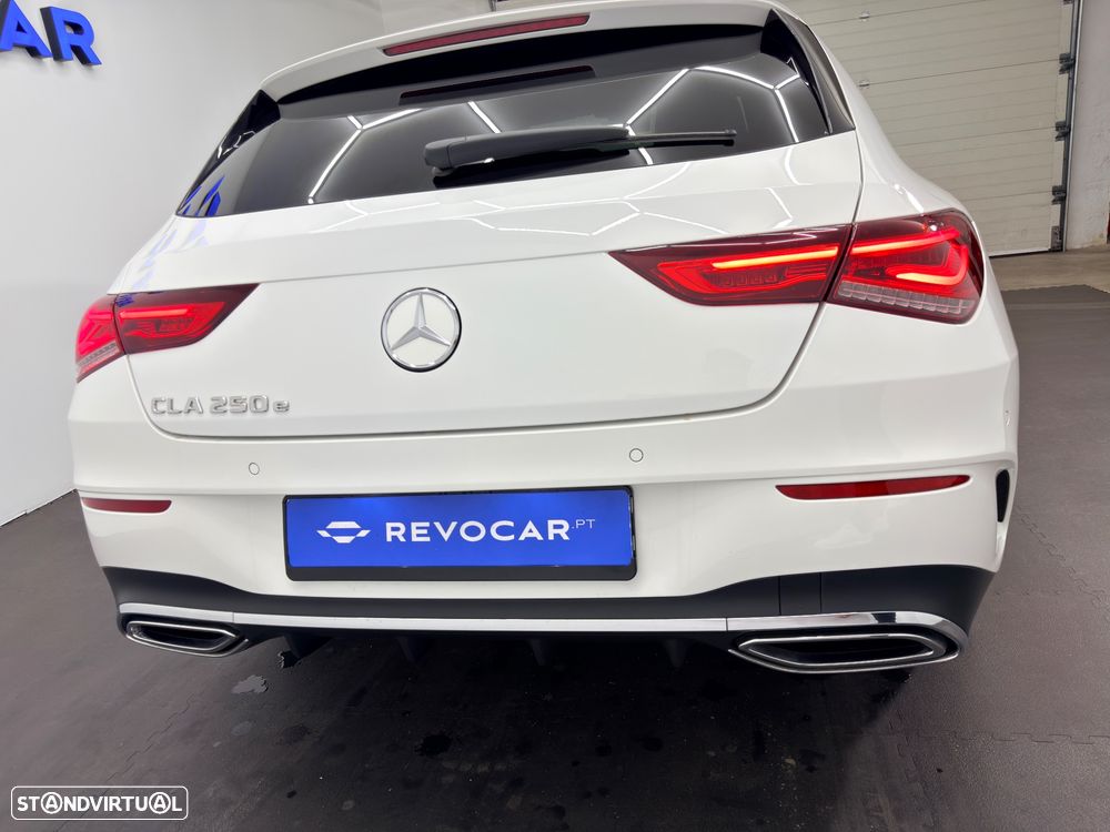 Mercedes-Benz CLA 250 e Shooting Brake AMG Line - 10