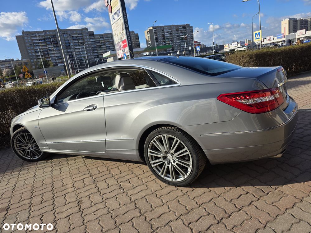 Mercedes-Benz Klasa E - 6