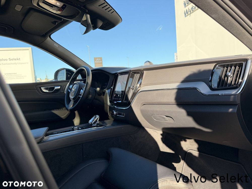 Volvo Xc60 2025 photo 5
